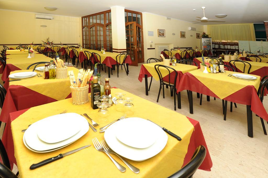 Hotel Marina Montecatini Terme Dış mekan fotoğraf